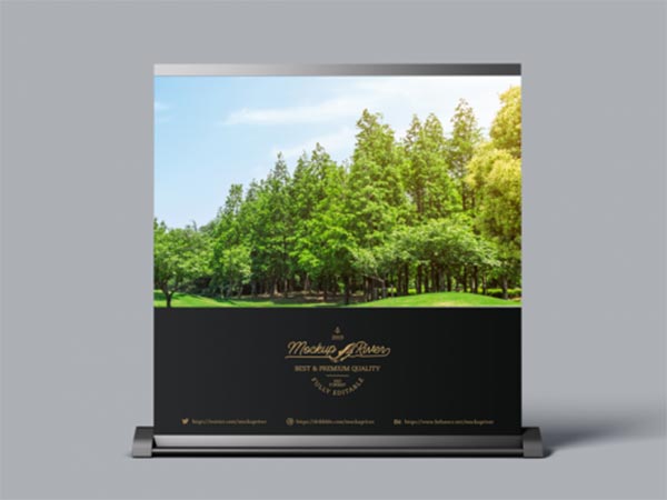 Free PSD Display Stand Billboard Mockup